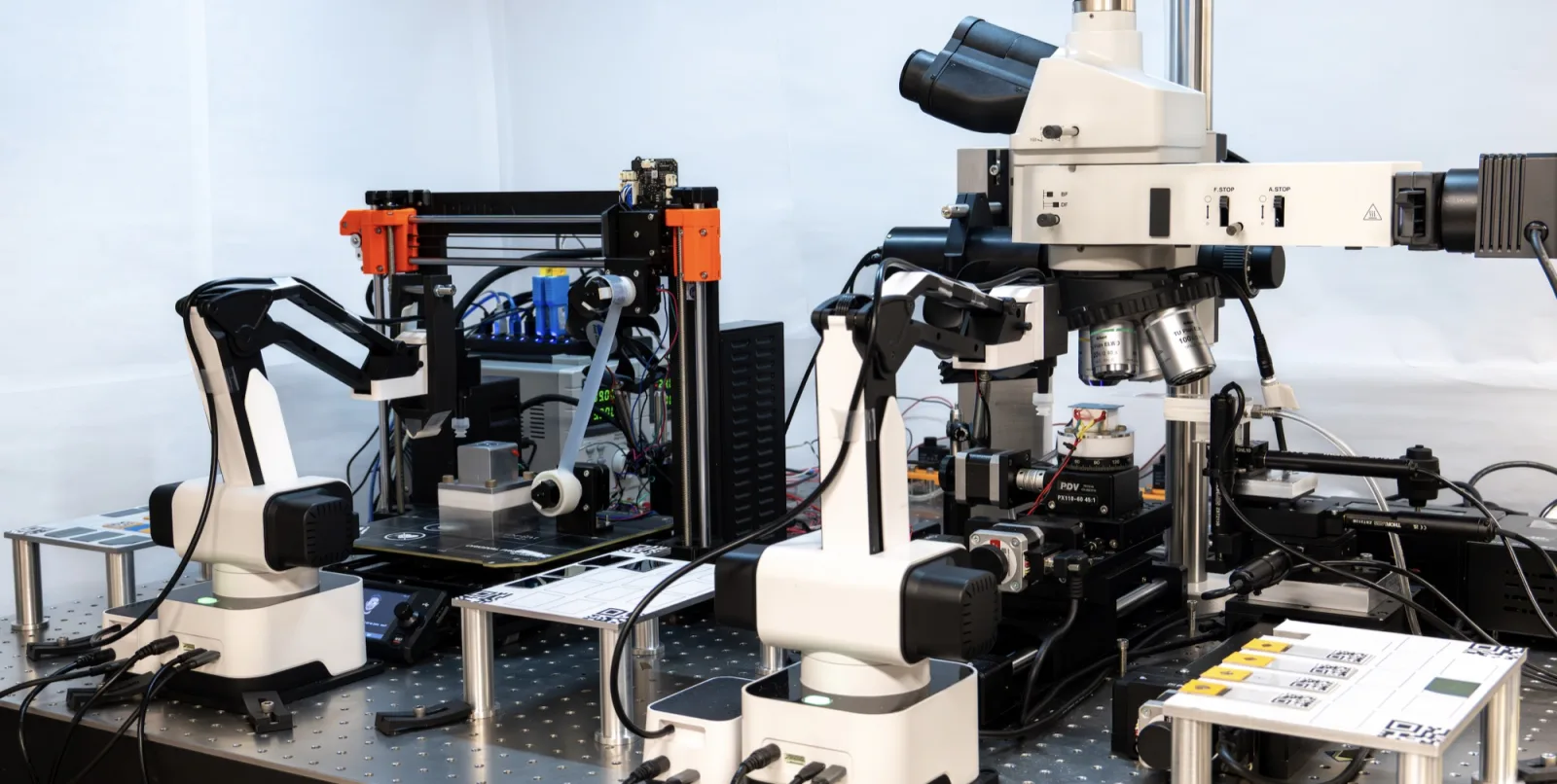 Qumus robotic laboratory for quantum-materials experimentation